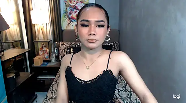 MajaSalvador online show from 10, 1, 2025