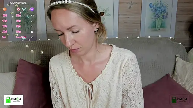 Queenymel online show from 28, 9, 2025