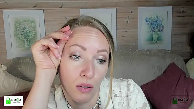 Queenymel online show from 20, 9, 2025