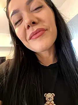 Snapshot of denise_k chatting on 1, 11, 2025 denise k online show from 1, 11, 2025