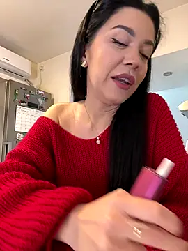 Snapshot of denise_k chatting on 29, 10, 2025 denise k online show from 29, 10, 2025