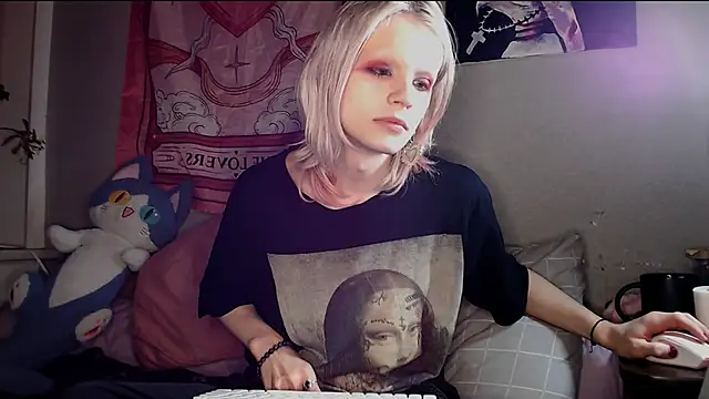 Alien Bella online show from 22, 2, 2026