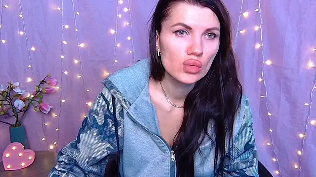 Snapshot of MilaLoona chatting on 22, 2, 2026 MilaLoona online show from 22, 2, 2026