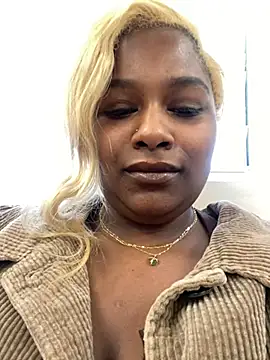 Snapshot of BigFineSelena chatting on 14, 3, 2025 BigFineSelena online show from 14, 3, 2025