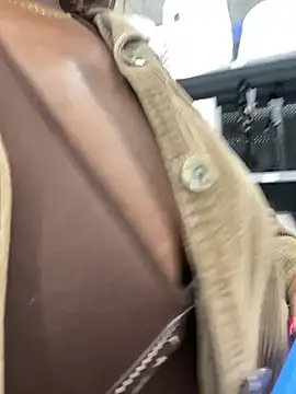 Snapshot of BigFineSelena chatting on 10, 1, 2026 BigFineSelena online show from 10, 1, 2026