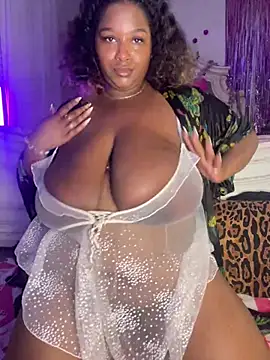 BigFineSelena online show from 17, 5, 2026