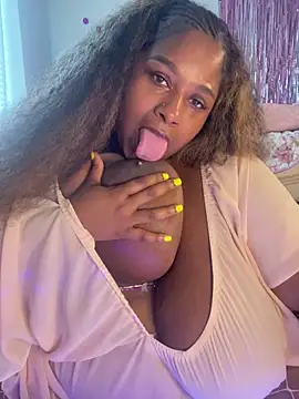 BigFineSelena online show from 31, 5, 2026
