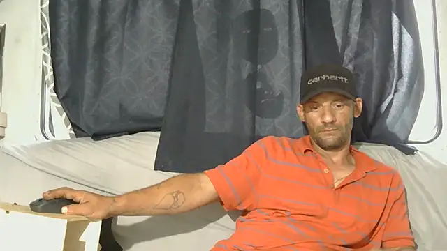 Snapshot of goodick4u28 chatting on 7, 6, 2026 goodick4u28 online show from 7, 6, 2026