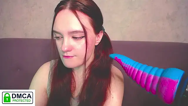 Alyssa   Scarlet online show from 2, 12, 2025