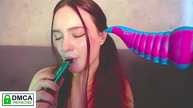 Alyssa   Scarlet online show from 7, 2, 2025