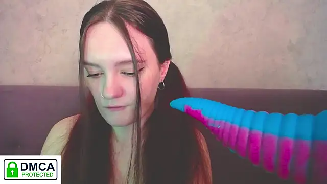 Alyssa   Scarlet online show from 7, 10, 2025