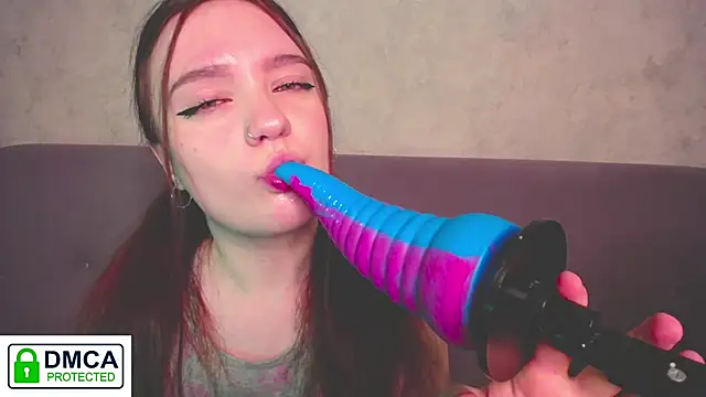 Alyssa   Scarlet online show from 5, 12, 2025