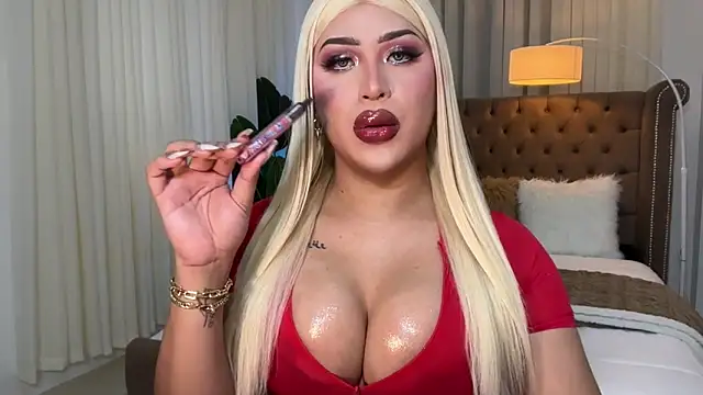 Your Majesty Tyra online show from 5, 3, 2025