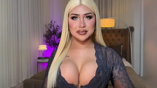 Your Majesty Tyra online show from 15, 10, 2025