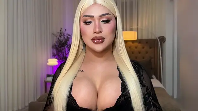 Your Majesty Tyra online show from 2, 10, 2025