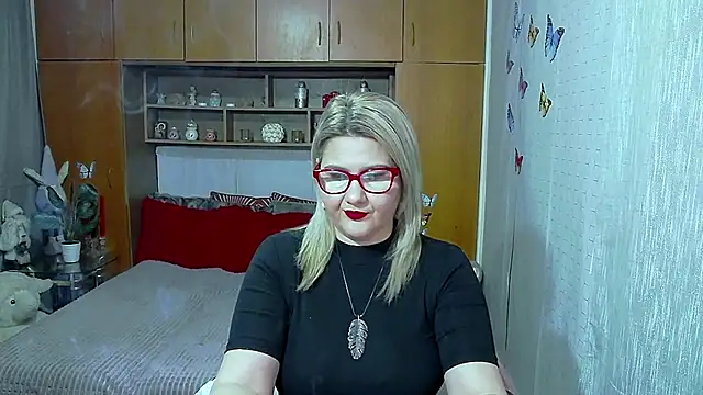 LucilleFenlys online show from 5, 4, 2026