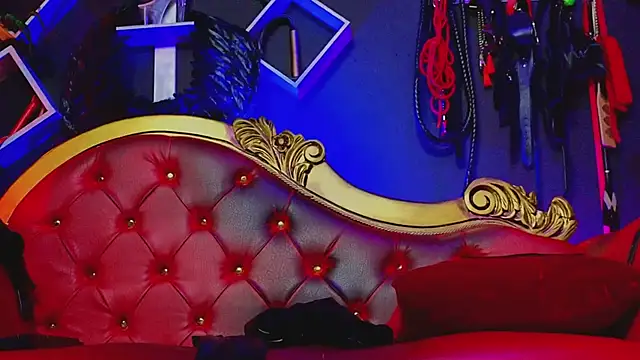 Snapshot of PerlaDivaio chatting on 6, 3, 2025 PerlaDivaio online show from 6, 3, 2025