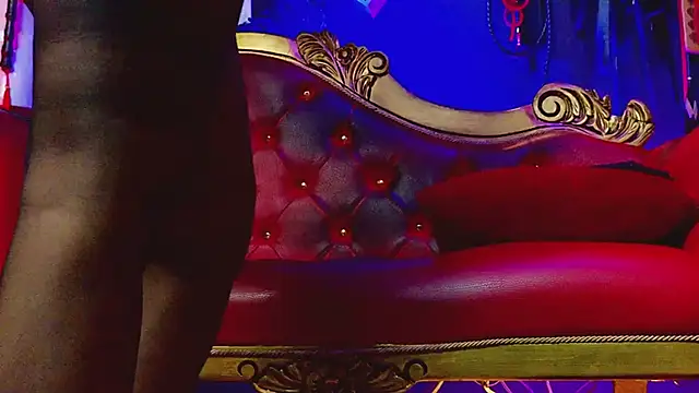 Snapshot of PerlaDivaio chatting on 4, 3, 2025 PerlaDivaio online show from 4, 3, 2025