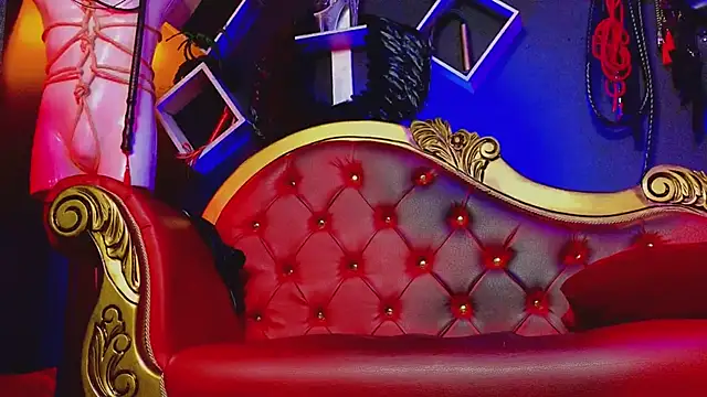 Snapshot of PerlaDivaio chatting on 7, 3, 2025 PerlaDivaio online show from 7, 3, 2025