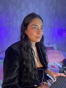 dayra angels online show from 28, 5, 2026