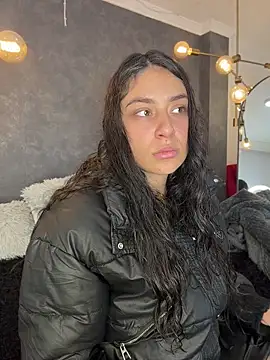 dayra angels online show from 16, 4, 2026