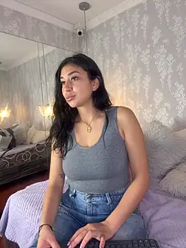 dayra angels online show from 10, 9, 2025