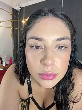 dayra angels online show from 13, 6, 2026