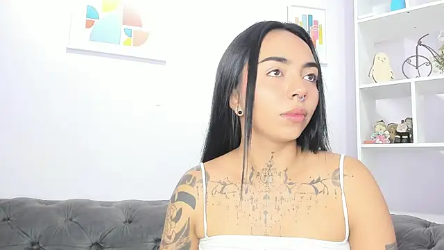 miss soffi  online show from 6, 2, 2026