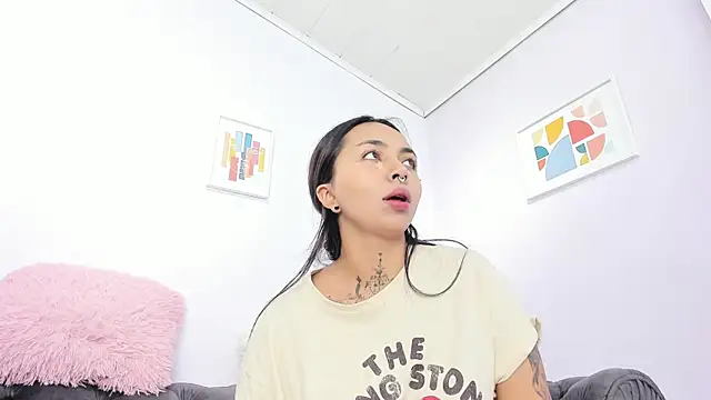 Snapshot of miss_soffi_ chatting on 6, 11, 2025 miss soffi online show from 6, 11, 2025