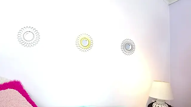 miss soffi  online show from 13, 1, 2026