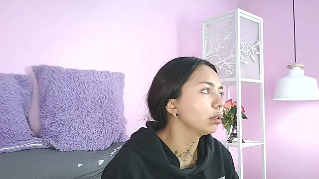 Snapshot of miss_soffi_ chatting on 22, 11, 2025 miss soffi online show from 22, 11, 2025