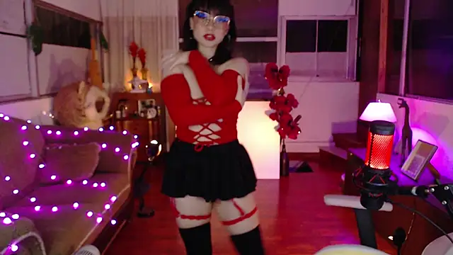 Aquamarinebubble online show from 28, 10, 2025