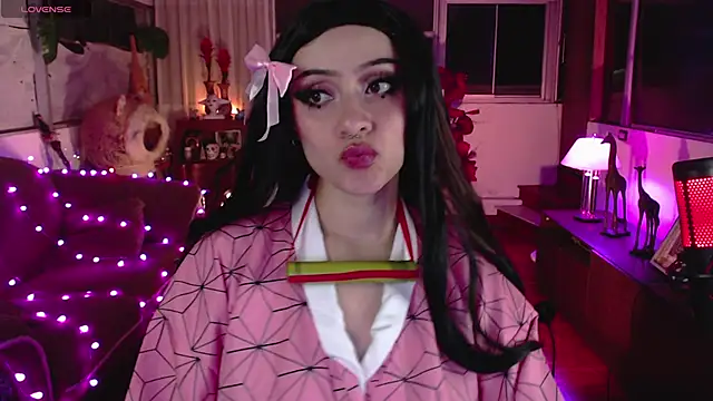 Aquamarinebubble online show from 8, 2, 2025