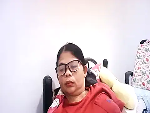 pinay milfxx online show from 5, 11, 2025