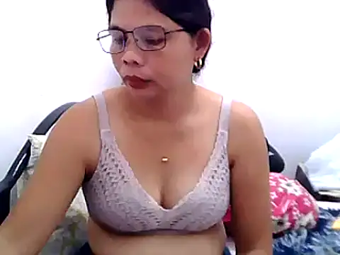 pinay milfxx online show from 15, 2, 2025