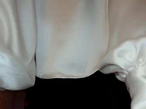 Snapshot of elenaza chatting on 16, 11, 2025 elenaza online show from 16, 11, 2025