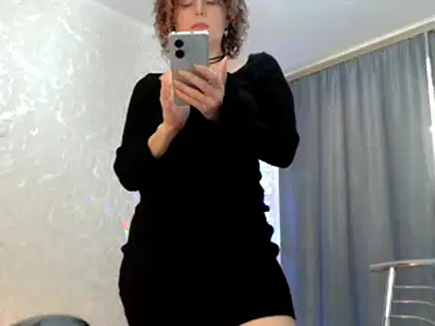 Snapshot of elenaza chatting on 5, 2, 2025 elenaza online show from 5, 2, 2025