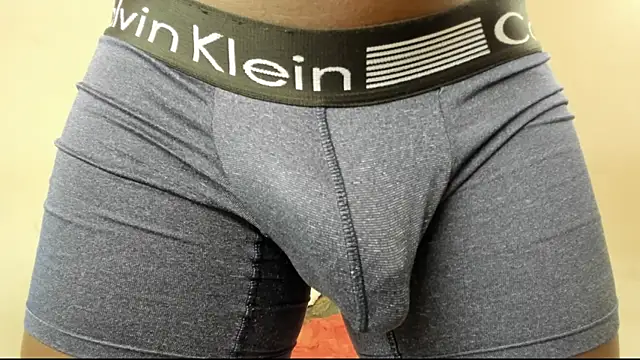 Black Master19cm online show from 24, 9, 2025