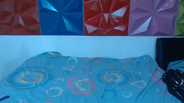 Snapshot of morenahott1 chatting on 27, 9, 2025 morenahott1 online show from 27, 9, 2025