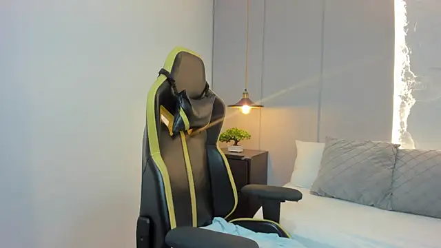 isabella florez online show from 25, 3, 2026