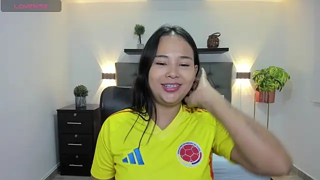 Snapshot of isabella_florez chatting on 22, 2, 2025 isabella florez online show from 22, 2, 2025