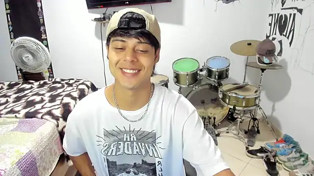 Zack falcon online show from 30, 10, 2025