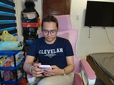 Your PrettyGirlxxx online show from 1, 3, 2026