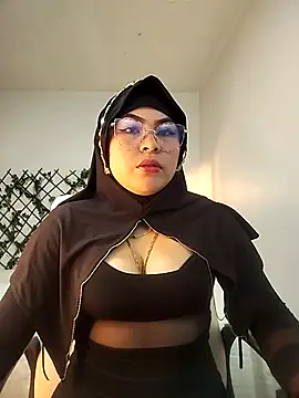 Hana    online show from 11, 3, 2026