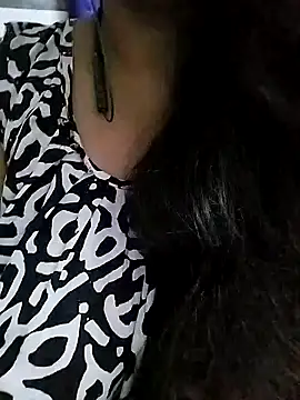 rekhabb123 online show from 1, 12, 2024