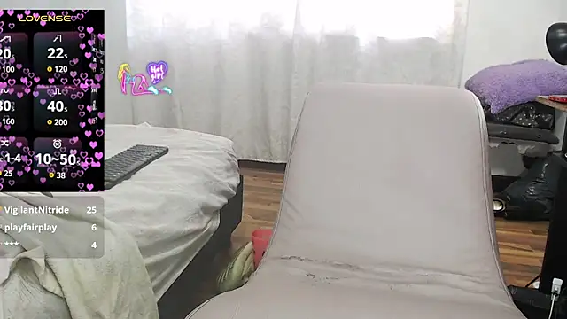 Kittywhiteass online show from 22, 3, 2026