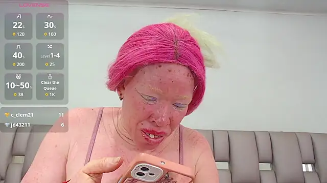 Snapshot of Kittywhiteass chatting on 15, 11, 2025 Kittywhiteass online show from 15, 11, 2025