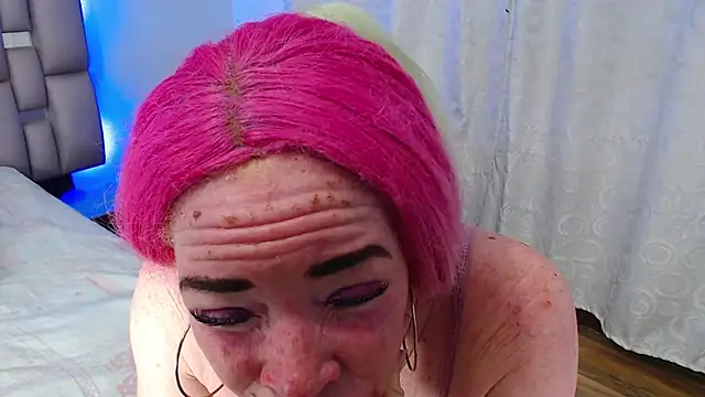 Snapshot of Kittywhiteass chatting on 26, 11, 2025 Kittywhiteass online show from 26, 11, 2025