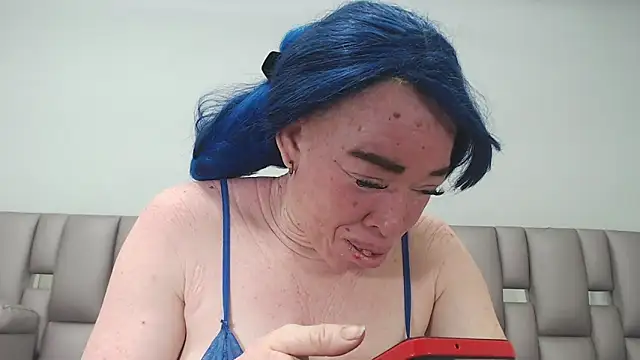 Snapshot of Kittywhiteass chatting on 4, 2, 2026 Kittywhiteass online show from 4, 2, 2026