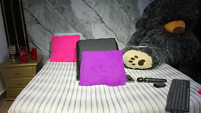 Niyirey1 online show from 2, 12, 2025